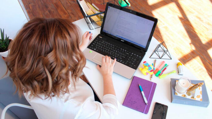 La Comunidad de Madrid destina 8 millones a cursos gratuitos para mejorar la formación digital de emprendedores y desempleados
