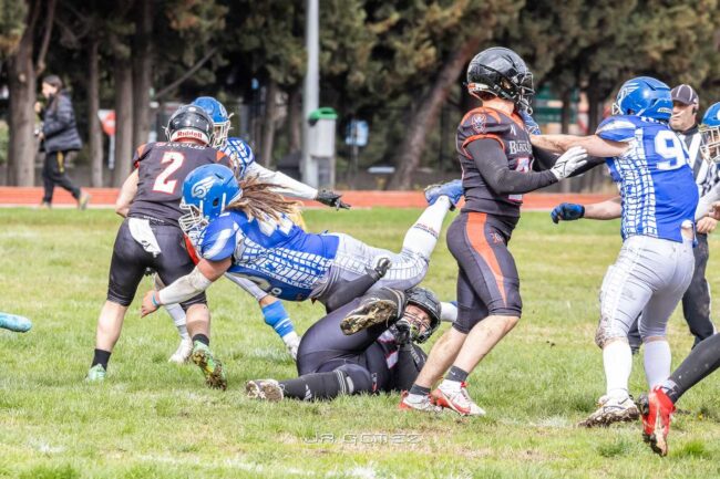 Dura derrota de Los Camioneros ante Black Demons 7-54