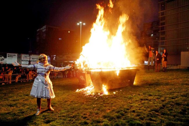 Coslada despide el Carnaval 2025 con el entierro de la Sardina más escolar