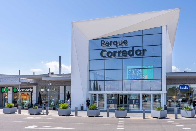 Animación, actuaciones, magos y reparto de tarta: Parque Corredor celebra sus 30 años con muchas actividades 