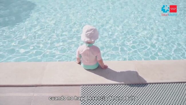 La Comunidad de Madrid reitera la necesidad de extremar las precauciones y vigilar a los menores en las piscinas