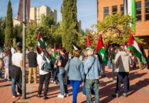 Más Madrid Coslada denuncia «el desprecio del PP y VOX hacia los cooperantes en Gaza» durante el pleno municipal