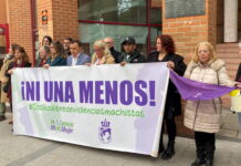 El Ayuntamiento de Coslada reitera su condena a la violencia machista en una nueva concentración silenciosa
