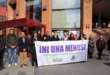 Coslada condena una vez más los asesinatos machistas con una concentración silenciosa