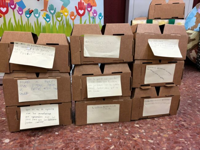 El proyecto ‘Tenemos mucho que decir… ¡Estamos en antena!’ inicia sus primeras sesiones en los centros educativos de Coslada