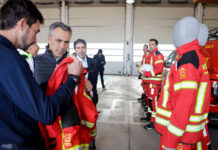 El Cuerpo de Bomberos cambia el color de sus uniformes